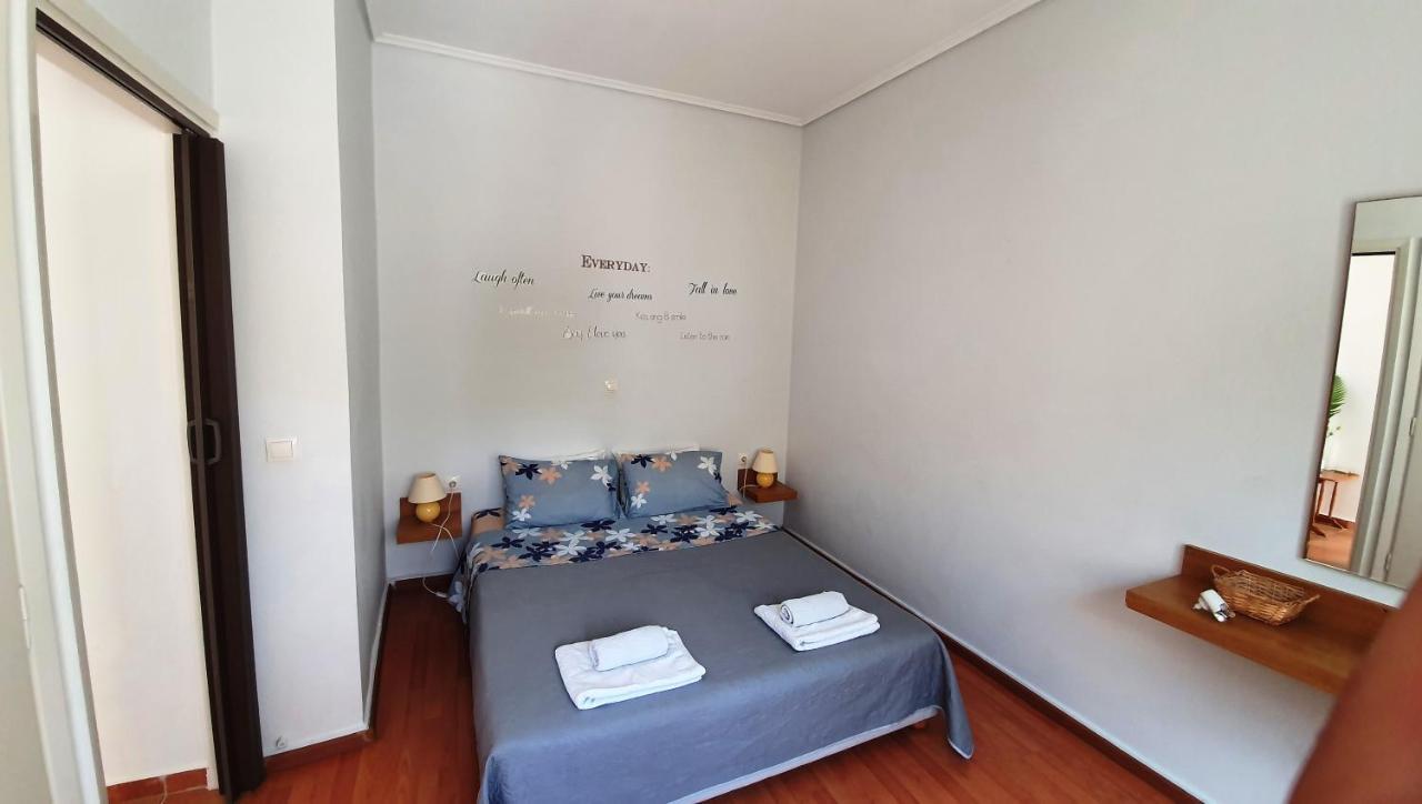 Cozy Seaside Studio In Lemos Vouliagmenis 아테네 외부 사진