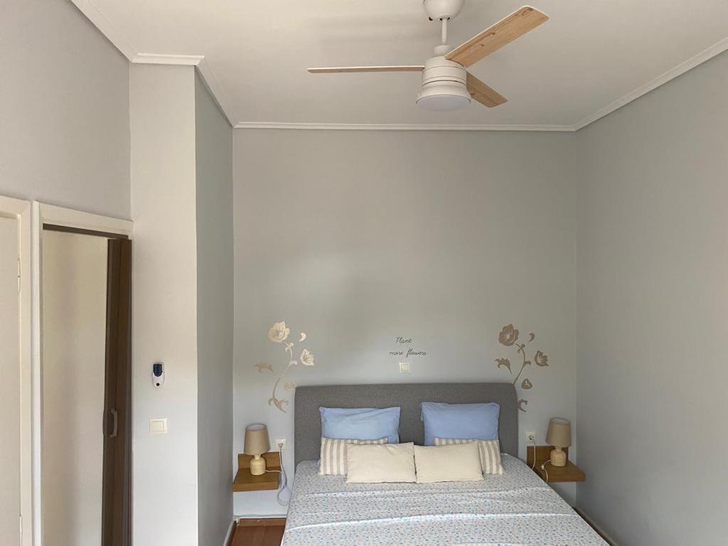 Cozy Seaside Studio In Lemos Vouliagmenis 아테네 외부 사진